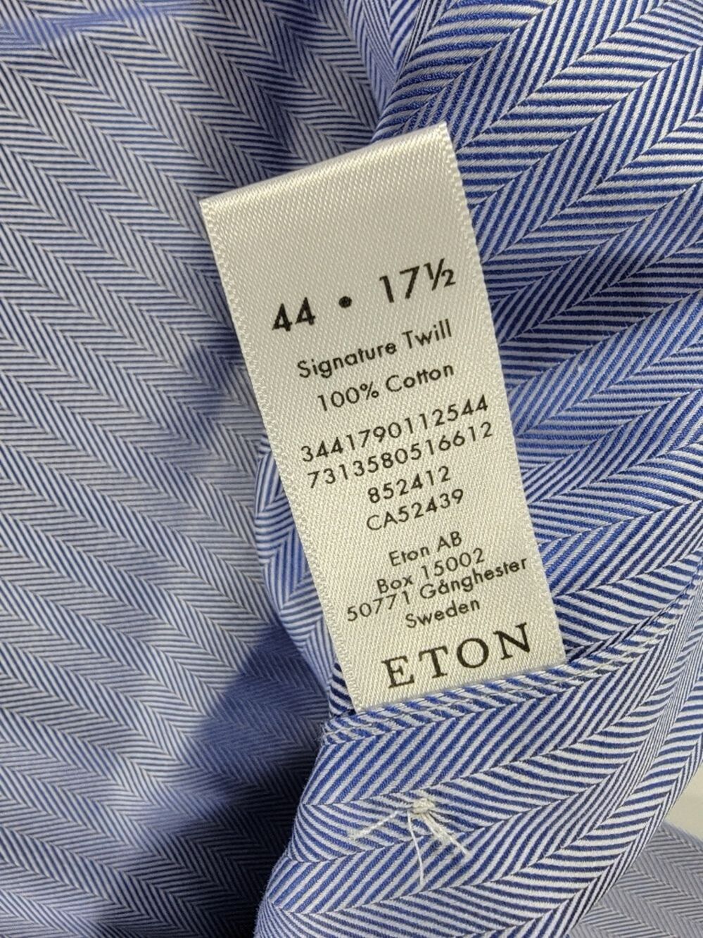 NEW Men's ETON Shirt Blue Herringbone Shirt Classic Fit 44 17.5 Button Front NWT - Picture 7 of 14